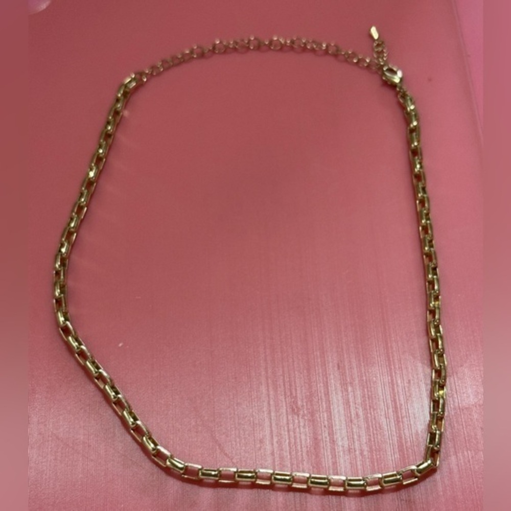 Gold Link Chain Necklace 🌟